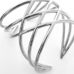 Revel_003 Silver Bracelet - 6.5 in circumference